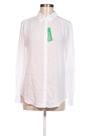 Дамска риза United Colors Of Benetton, Размер S, Цвят Бял, Цена 43,20 лв.