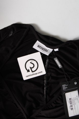 Γυναικείο πουκάμισο Weekday, Μέγεθος M, Χρώμα Μαύρο, Τιμή 3,90 €