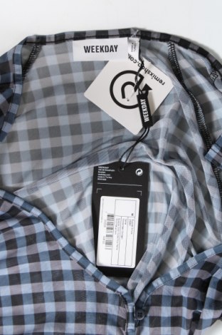 Γυναικείο πουκάμισο Weekday, Μέγεθος M, Χρώμα Πολύχρωμο, Τιμή 3,90 €