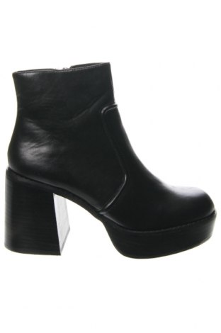 Damskie botki Urban Outfitters, Rozmiar 41, Kolor Czarny, Cena 187,12 zł