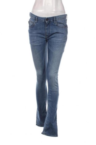 Дамски дънки Armani Jeans, Размер M, Цвят Син, Цена 277,50 лв.