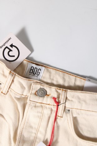 Damen Jeans BDG, Größe M, Farbe Ecru, Preis 6,28 €