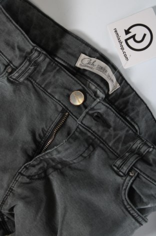 Damen Jeans Clockhouse, Größe S, Farbe Grau, Preis 20,18 €