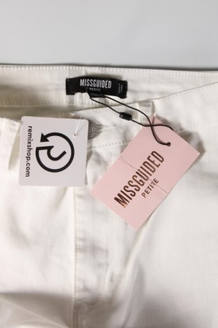 Damen Jeans Missguided, Größe M, Farbe Weiß, Preis 6,64 €