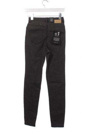 Damen Jeans Noisy May, Größe XS, Farbe Grau, Preis 6,40 €