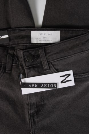 Damen Jeans Noisy May, Größe XS, Farbe Grau, Preis 6,16 €