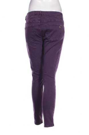 Damen Jeans Rosner, Größe M, Farbe Lila, Preis 5,26 €