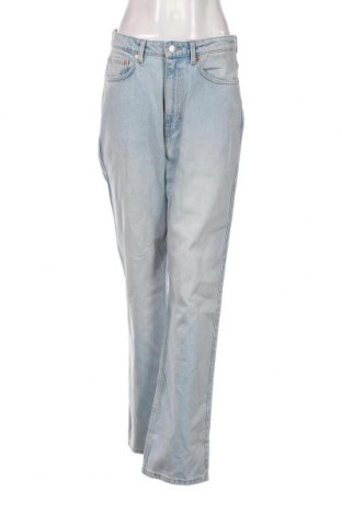 Γυναικείο Τζίν Weekday, Μέγεθος L, Χρώμα Μπλέ, Τιμή 42,27 €