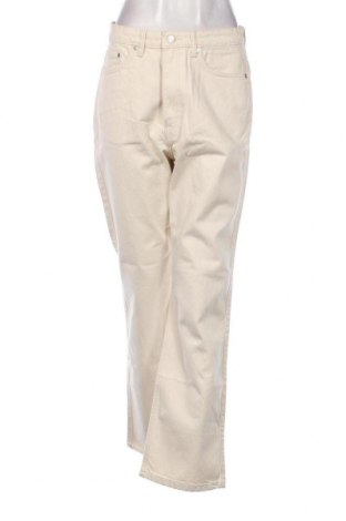 Damen Jeans Weekday, Größe M, Farbe Ecru, Preis 6,34 €