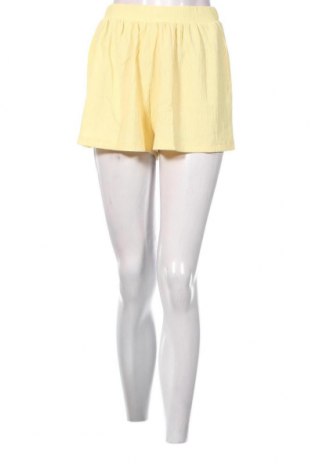 Γυναικείο κοντό παντελόνι ASOS, Μέγεθος S, Χρώμα Κίτρινο, Τιμή 5,94 €