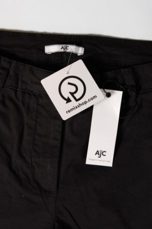 Дамски къс панталон Ajc, Размер S, Цвят Черен, Цена 31,00 лв.