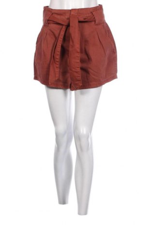 Дамски къс панталон Camaieu, Размер M, Цвят Кафяв, Цена 13,33 лв.