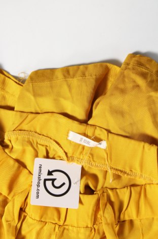 Pantaloni scurți de femei Defacto, Mărime S, Culoare Galben, Preț 101,97 Lei