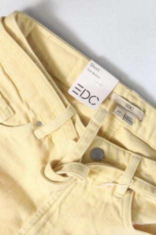 Pantaloni scurți de femei Edc By Esprit, Mărime M, Culoare Galben, Preț 28,42 Lei