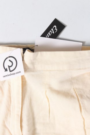 Дамски къс панталон Etam, Размер M, Цвят Екрю, Цена 12,96 лв.