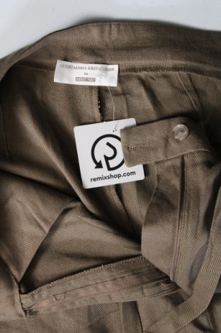 Дамски къс панталон Guido Maria Kretschmer for About You, Размер S, Цвят Бежов, Цена 72,00 лв.