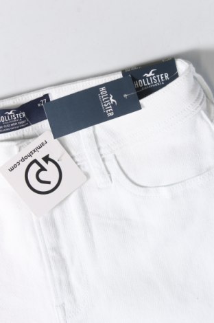 Γυναικείο κοντό παντελόνι Hollister, Μέγεθος M, Χρώμα Λευκό, Τιμή 10,02 €