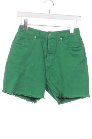 Дамски къс панталон JJXX, Размер XS, Цвят Зелен, Цена 16,56 лв.