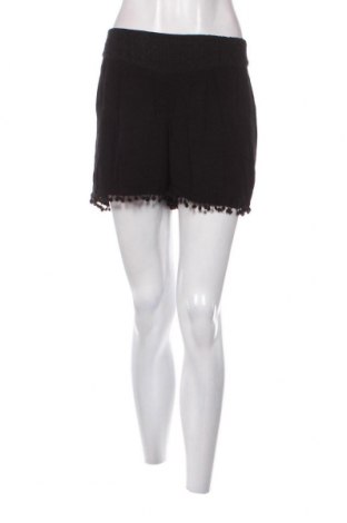 Γυναικείο κοντό παντελόνι Jennyfer, Μέγεθος L, Χρώμα Μαύρο, Τιμή 6,55 €