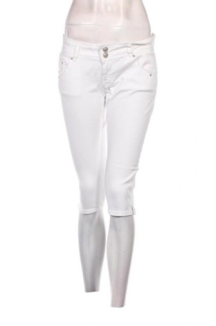 Γυναικείο κοντό παντελόνι Ltb, Μέγεθος M, Χρώμα Λευκό, Τιμή 8,91 €