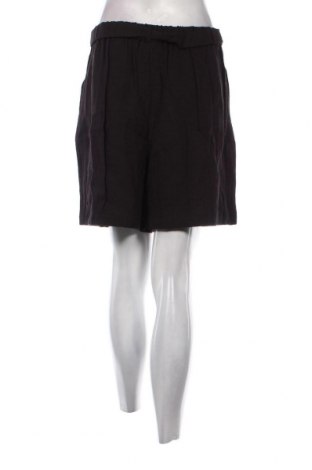 Дамски къс панталон M&Co., Размер L, Цвят Черен, Цена 18,60 лв.
