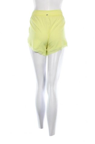 Дамски къс панталон Marika, Размер M, Цвят Жълт, Цена 11,52 лв.