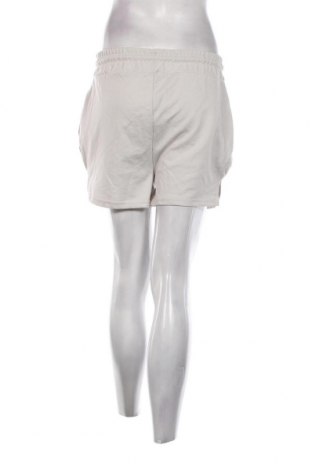 Дамски къс панталон Missguided, Размер S, Цвят Сив, Цена 31,00 лв.