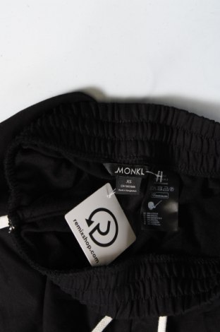 Γυναικείο κοντό παντελόνι Monki, Μέγεθος XS, Χρώμα Μαύρο, Τιμή 5,19 €