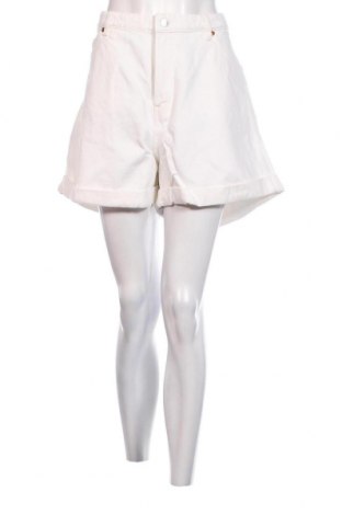 Γυναικείο κοντό παντελόνι Monki, Μέγεθος XL, Χρώμα Λευκό, Τιμή 8,37 €