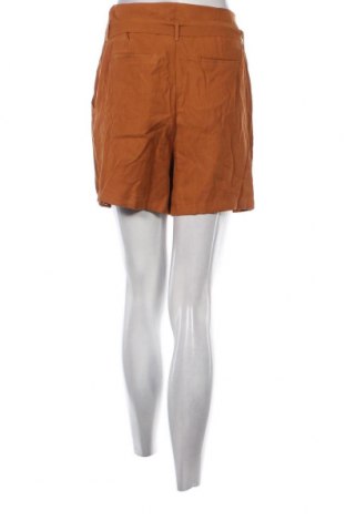 Pantaloni scurți de femei Naf Naf, Mărime M, Culoare Maro, Preț 236,84 Lei