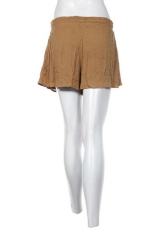 Дамски къс панталон Pull&Bear, Размер S, Цвят Бежов, Цена 19,00 лв.