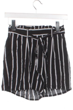 Pantaloni scurți de femei Review, Mărime XS, Culoare Negru, Preț 42,63 Lei