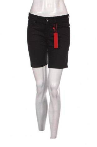Дамски къс панталон S.Oliver, Размер S, Цвят Черен, Цена 13,68 лв.