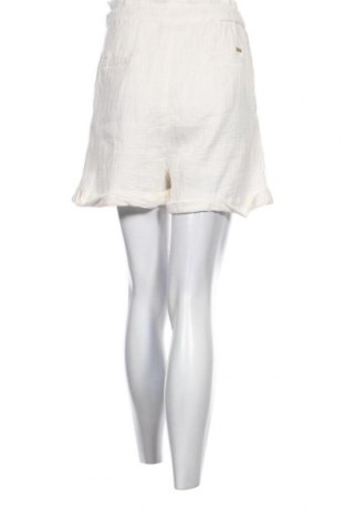 Pantaloni scurți de femei Shiwi, Mărime S, Culoare Alb, Preț 236,84 Lei