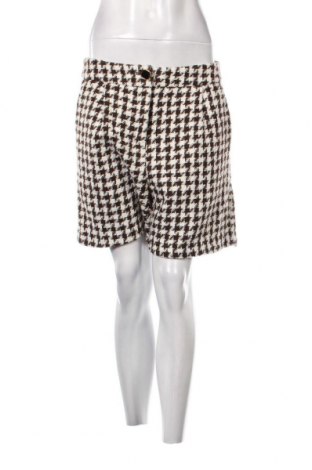 Дамски къс панталон Vero Moda, Размер L, Цвят Многоцветен, Цена 15,20 лв.