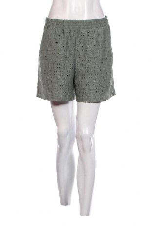 Γυναικείο κοντό παντελόνι Vero Moda, Μέγεθος M, Χρώμα Πράσινο, Τιμή 8,45 €