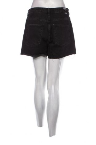 Damen Shorts Weekday, Größe L, Farbe Schwarz, Preis 6,35 €