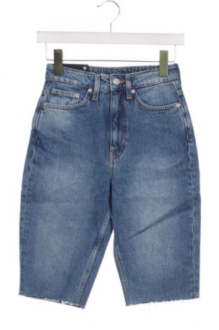 Дамски къс панталон Weekday, Размер XS, Цвят Син, Цена 12,60 лв.
