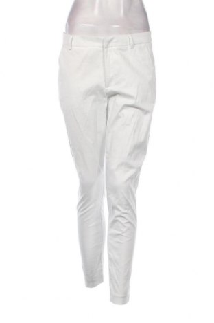 Дамски панталон B.Young, Размер M, Цвят Бял, Цена 19,04 лв.