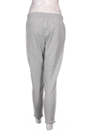 Pantaloni de femei Bershka, Mărime M, Culoare Gri, Preț 11,10 Lei