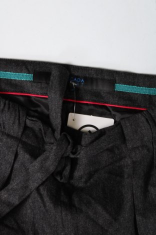 Дамски панталон Escada Sport, Размер M, Цвят Сив, Цена 46,92 лв.