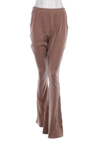 Дамски панталон Glamorous, Размер M, Цвят Бежов, Цена 13,92 лв.