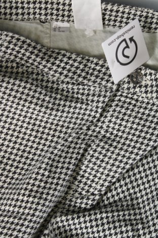 Γυναικείο παντελόνι H&M, Μέγεθος M, Χρώμα Πολύχρωμο, Τιμή 2,15 €
