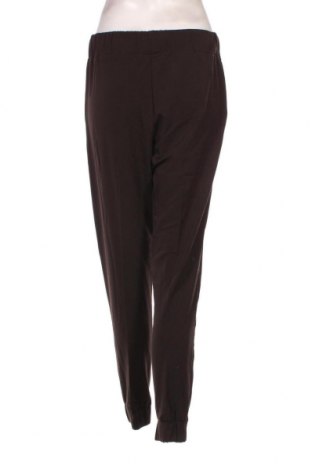 Pantaloni de femei Kaffe, Mărime S, Culoare Maro, Preț 51,51 Lei