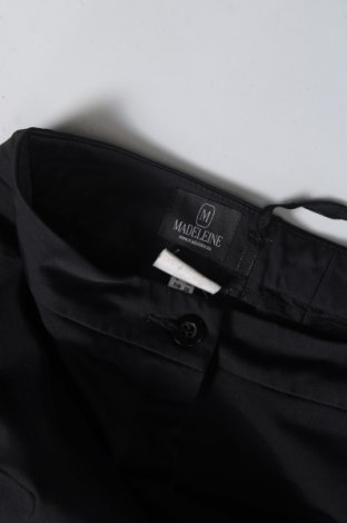 Pantaloni de femei Madeleine, Mărime S, Culoare Negru, Preț 125,00 Lei