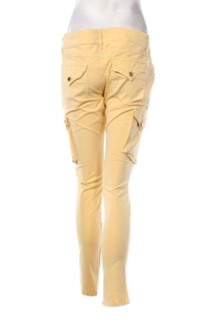 Γυναικείο παντελόνι Met, Μέγεθος XL, Χρώμα Κίτρινο, Τιμή 30,31 €