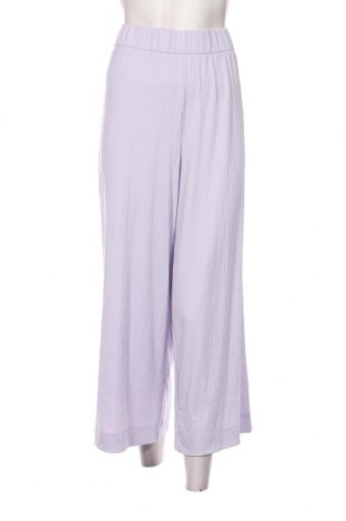 Дамски панталон Monki, Размер M, Цвят Лилав, Цена 18,62 лв.