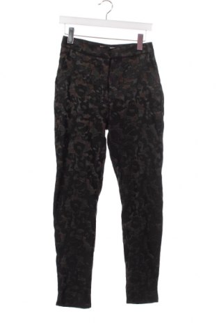 Дамски панталон Munthe, Размер M, Цвят Многоцветен, Цена 8,84 лв.