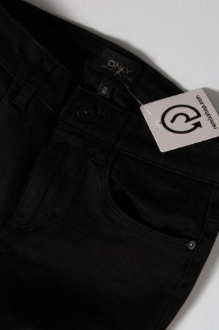 Γυναικείο παντελόνι ONLY, Μέγεθος XS, Χρώμα Μαύρο, Τιμή 6,40 €