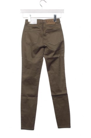 Дамски панталон ONLY, Размер XS, Цвят Зелен, Цена 16,20 лв.